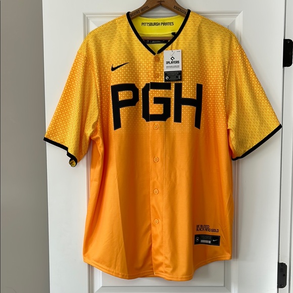 ⭐️NWT!⭐️Ke'Bryan Hayes Autograph Pittsburgh Pirates Gold City Connect Jersey XL
